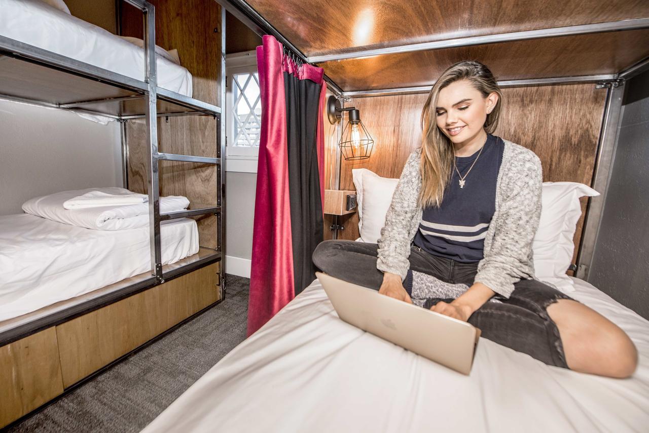 Ember Hostel DEN Dış mekan fotoğraf