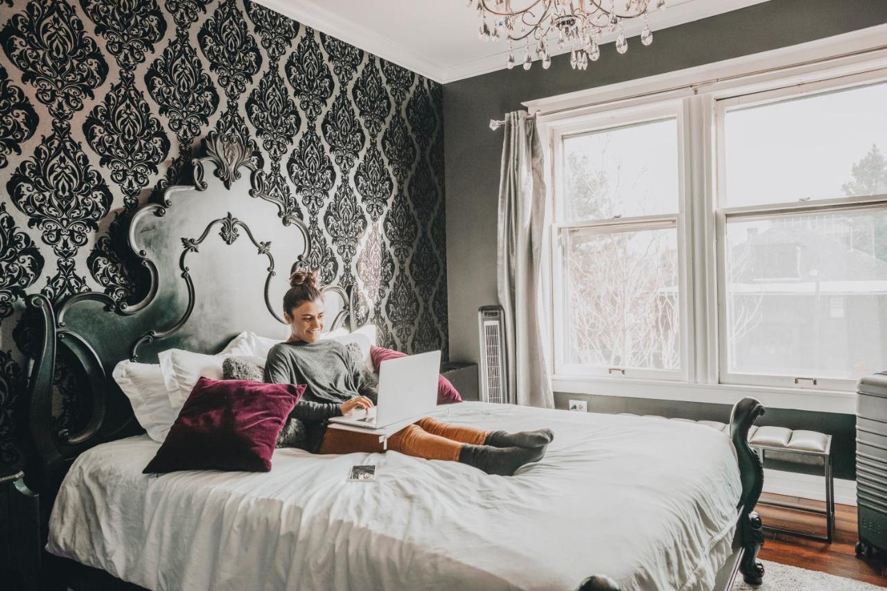 Ember Hostel DEN Dış mekan fotoğraf